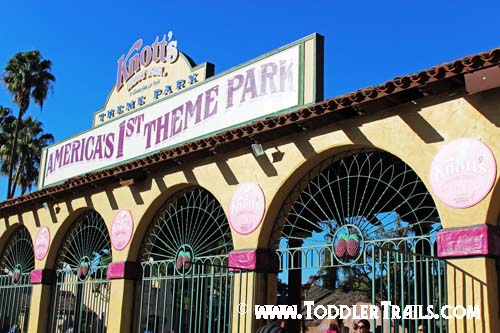 Knott's Is Turning Pink