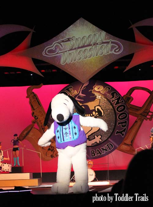 Knotts Snoopy Unleashed