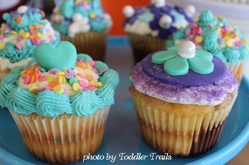 Personalized Cupcakes at Duffs