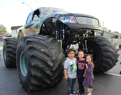 Monster Jam, Menace