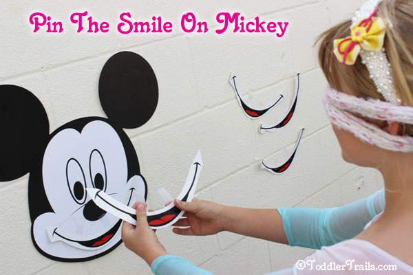 Disneyside Party games, Pin the smile on Mickey