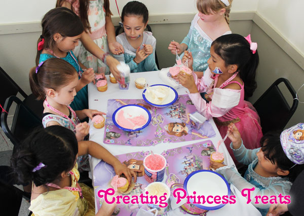 Disneyside Princess treats, decorating cupcakes