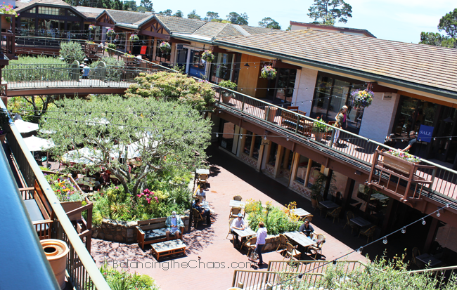 Carmel Plaza Shops, Carmel by the Sea shopping, carmel plaza courtyard