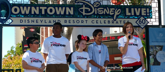 25th Annual Family Volunteer Day Karan Brar Francesca Capaldi Albert Tsai Mekai Curtis