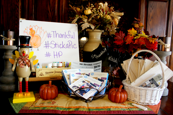 HP StickaPic Thankful Party