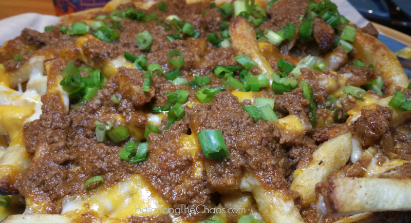 Islands Burgers Cheddar Fries with Chili and Chives