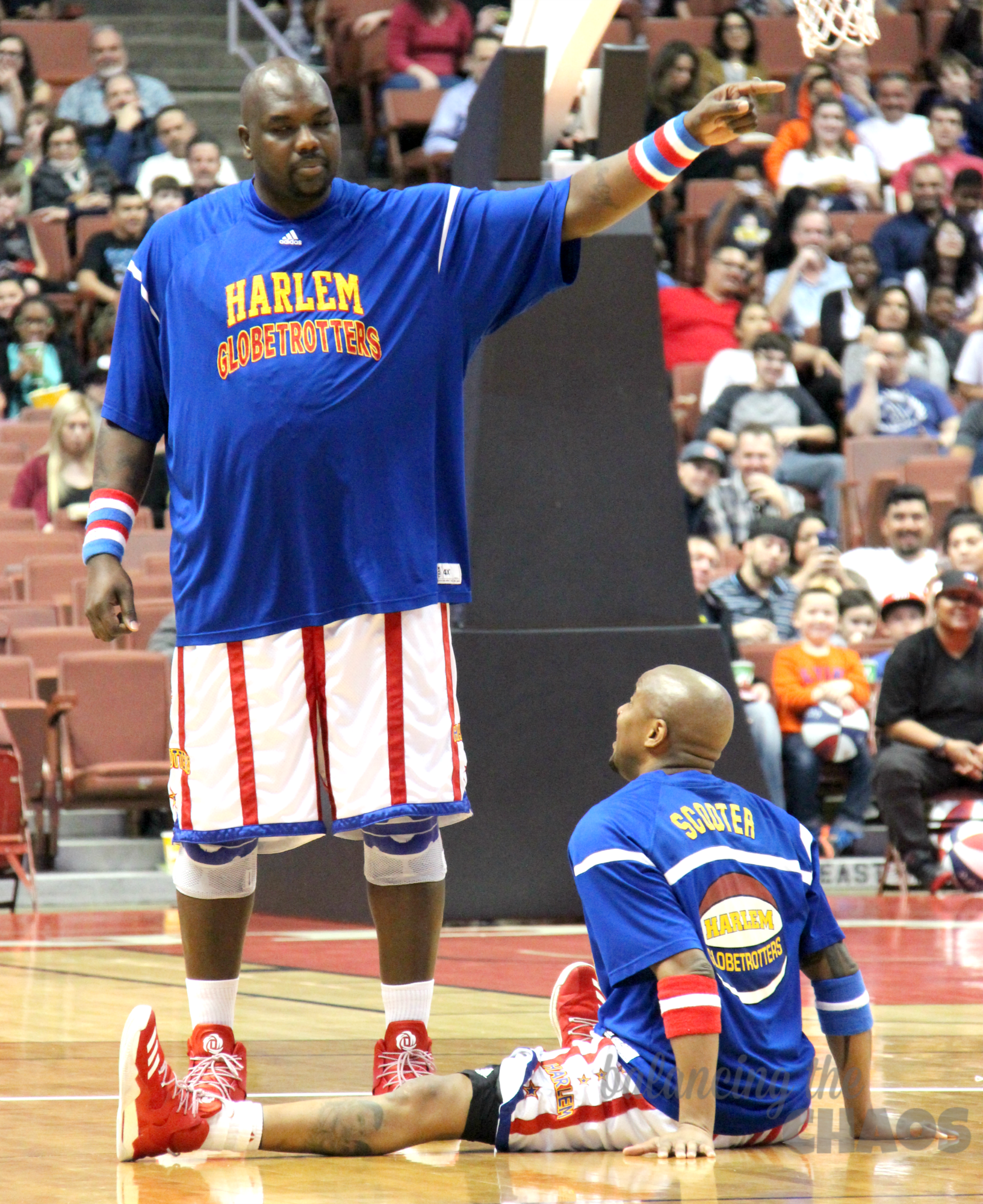 Harlem Globetrotters Big Easy and Scooter