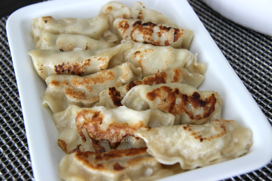 Ling Ling Steamed Dumplings with Chili Sauce