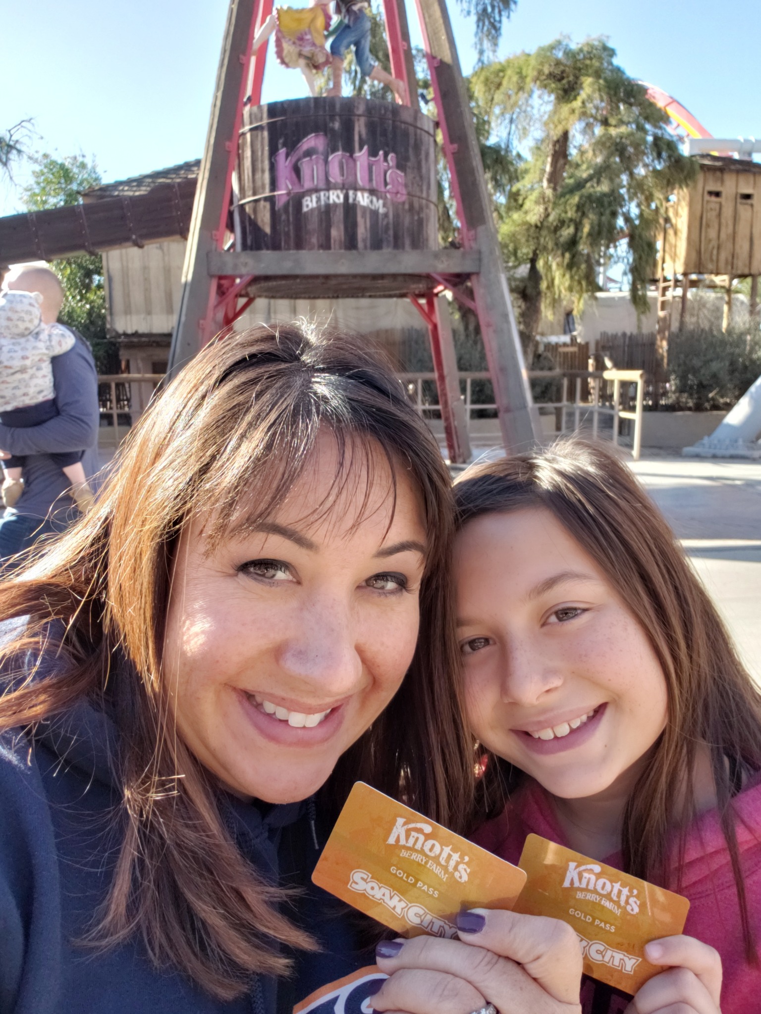 Knott Fun Kick off Knott's Season of Fun with the Peanuts Celebration ...