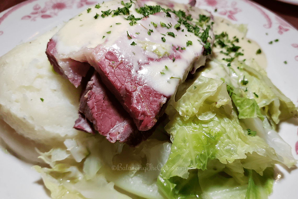 RiRa Irish Pub Las Vegas Corned Beef & CABBAGE